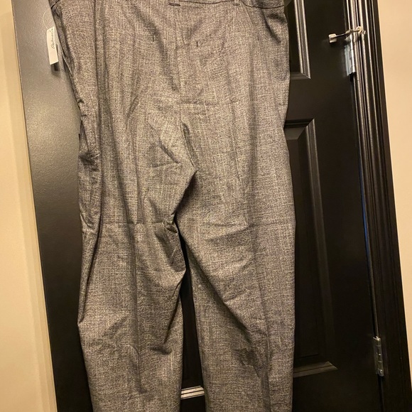 Reitmans size 22 high rise straight leg, regular length pants heather dark grey - Picture 5 of 6